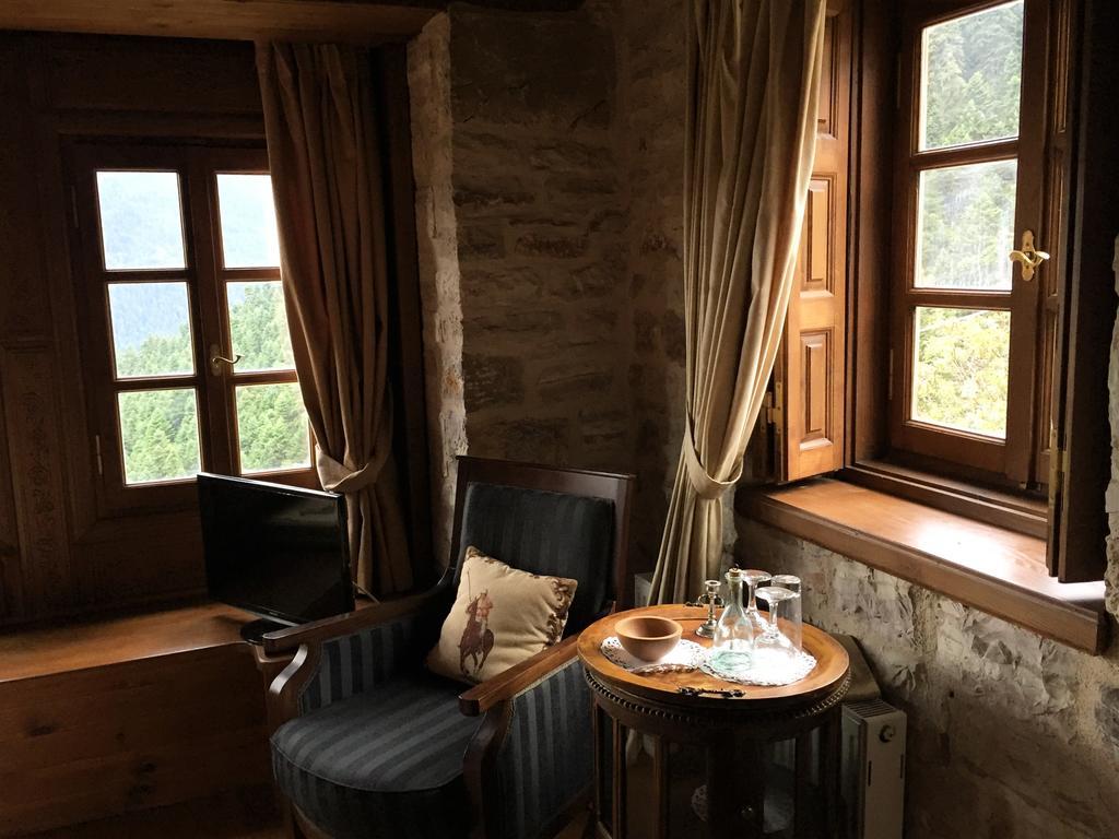 Gorianádhes Old Inn מראה חיצוני תמונה