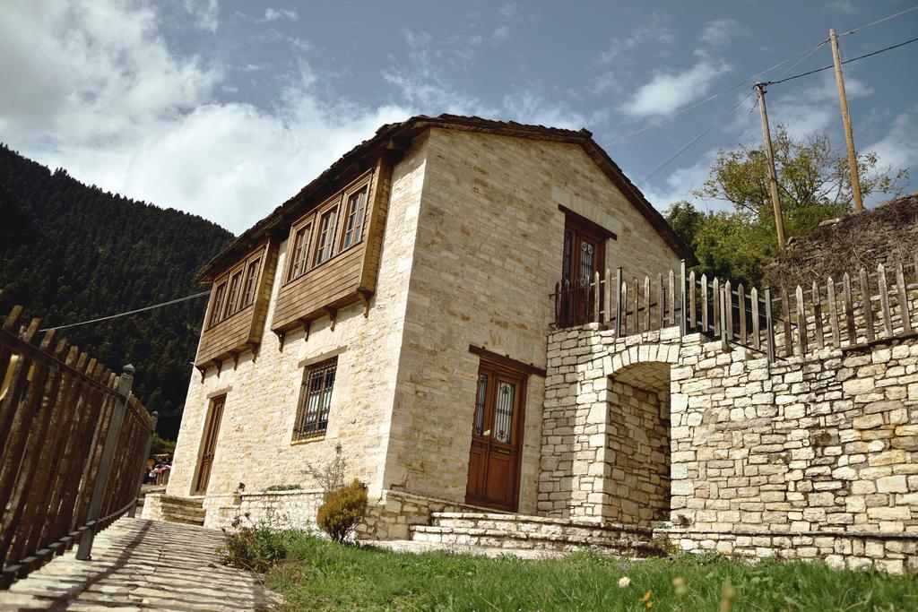 Gorianádhes Old Inn מראה חיצוני תמונה