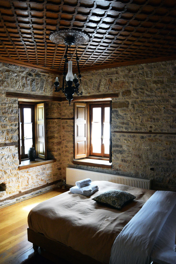 Gorianádhes Old Inn מראה חיצוני תמונה